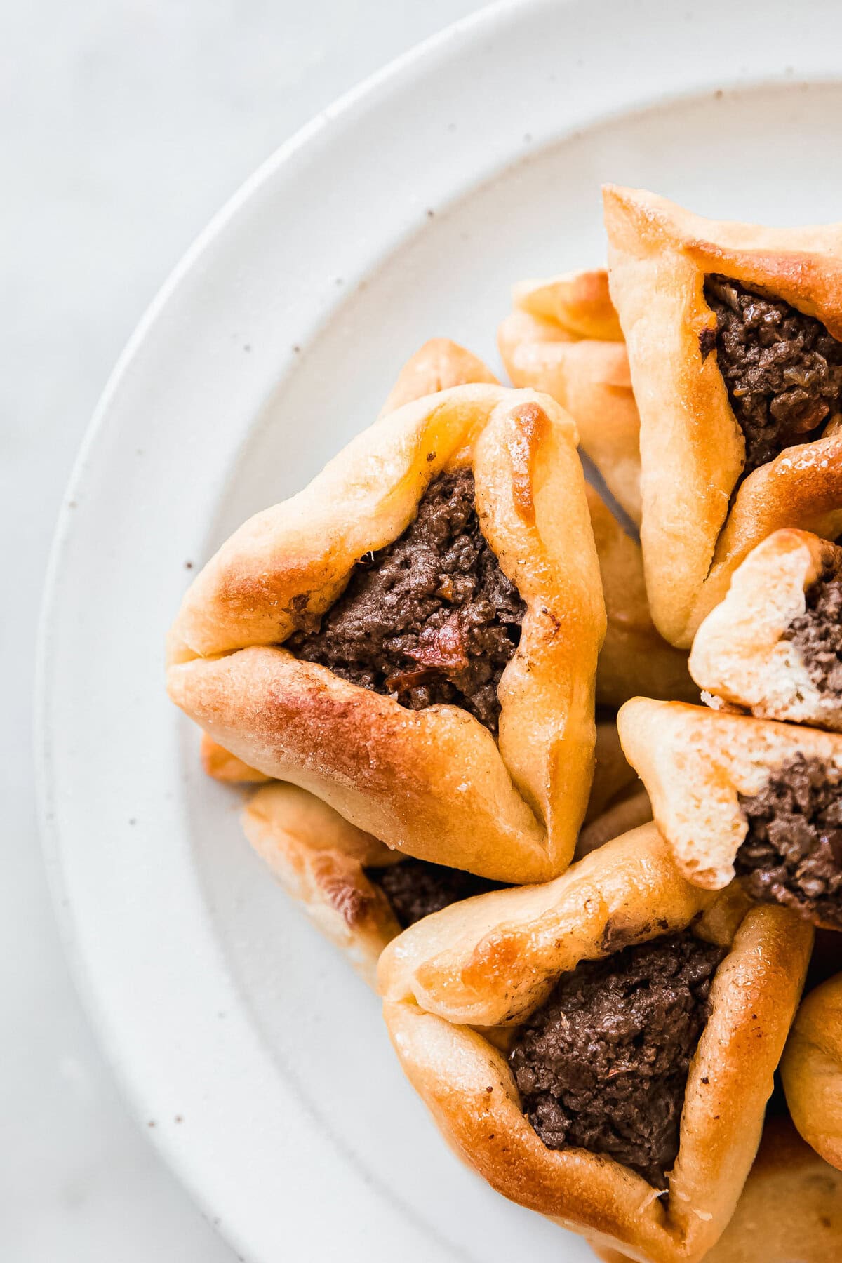 Homemade Sfiha: Crafting Perfect Lebanese Meat Pies from Scratch